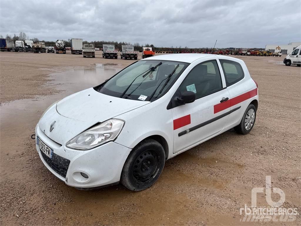 Renault CLIO سيارات