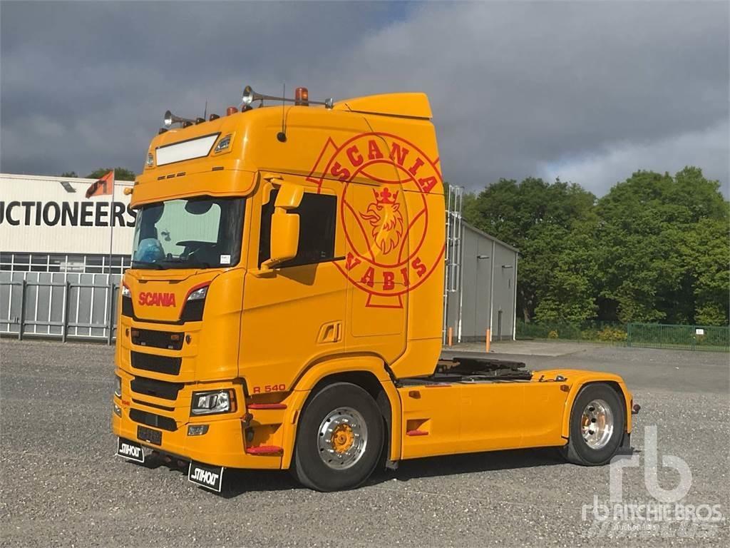Scania R540 وحدات الجر