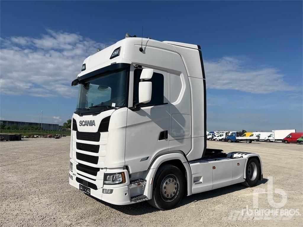Scania S460 وحدات الجر