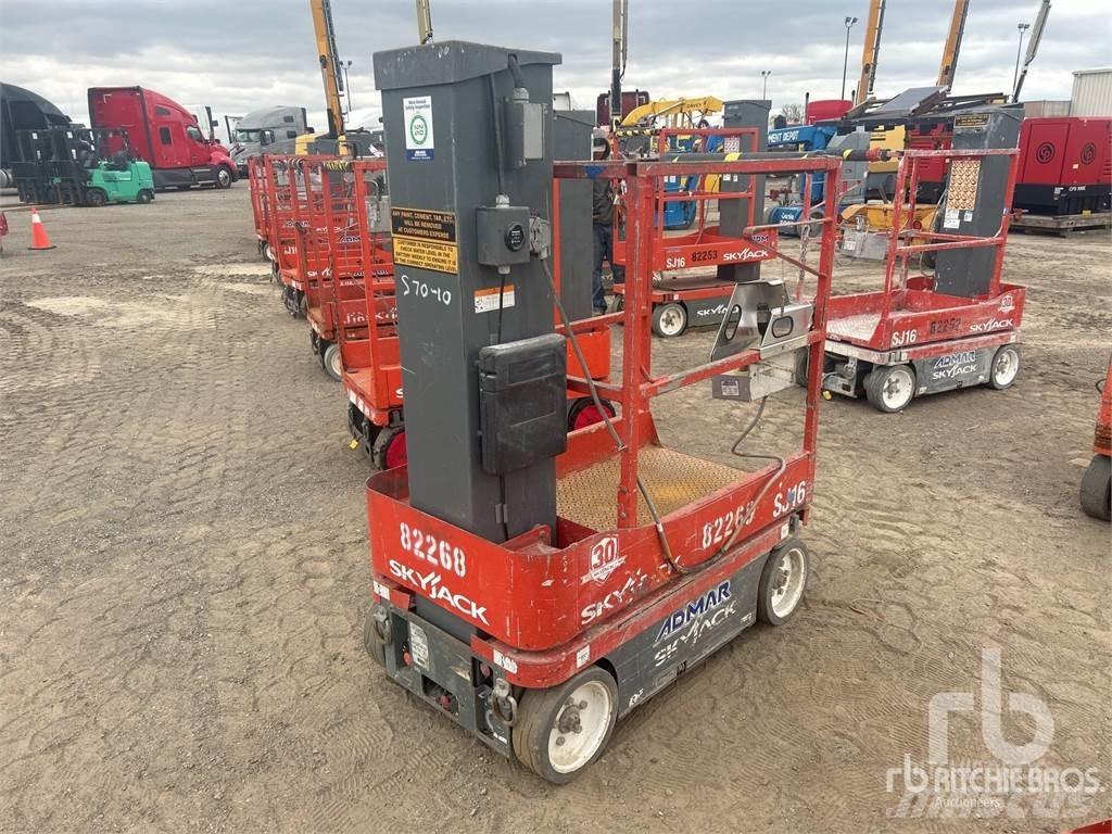 SkyJack SJ16 المصاعد والرافعات المادية