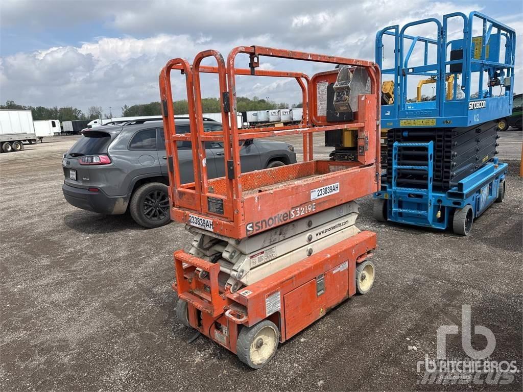 Snorkel S3219E رافعات مقصية الشكل