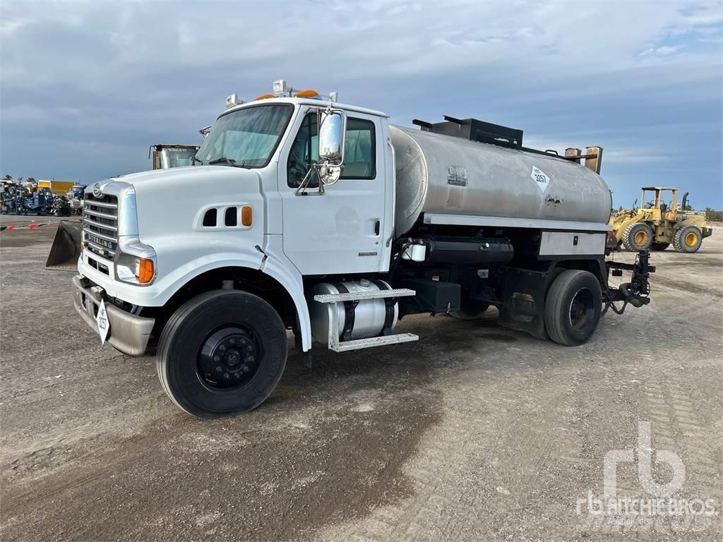 Sterling L7500 رشاشات بيتومين