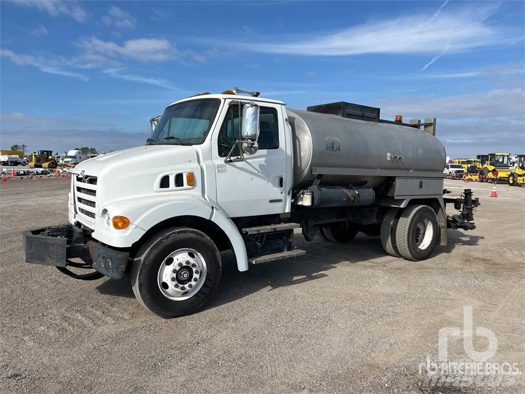 Sterling L7500 رشاشات بيتومين