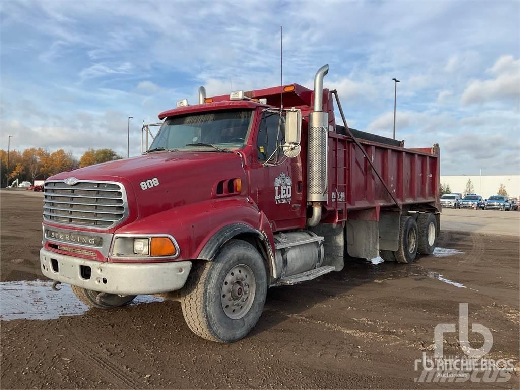 Sterling L9500 شاحنات قلابة