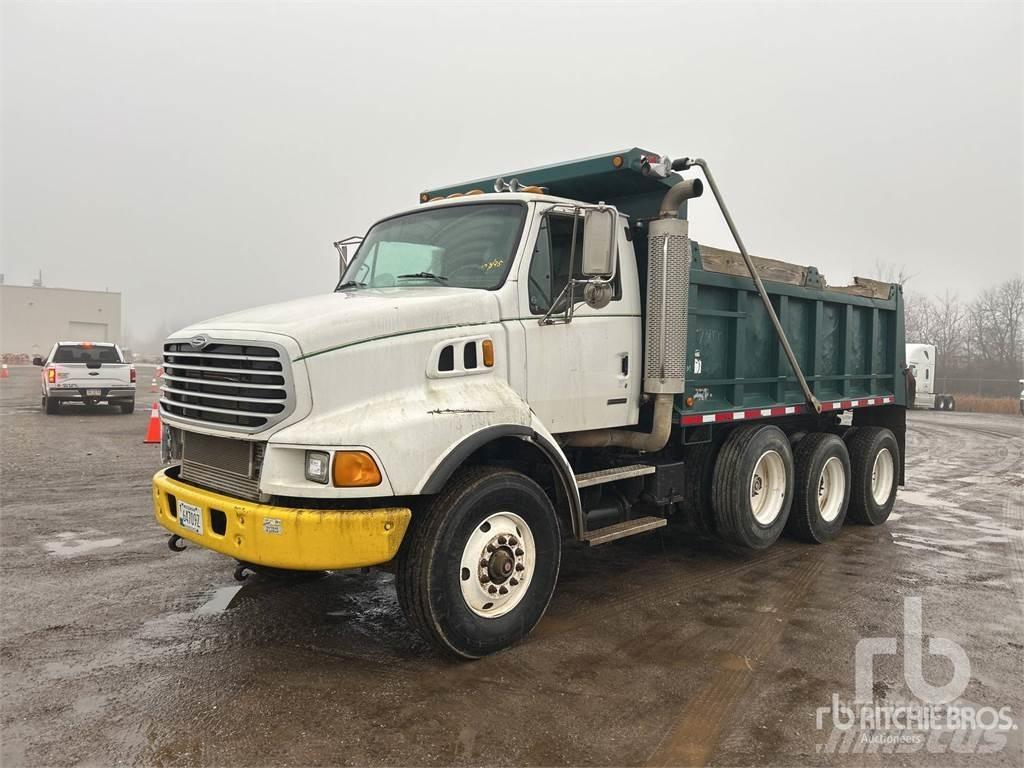 Sterling L9500 شاحنات قلابة