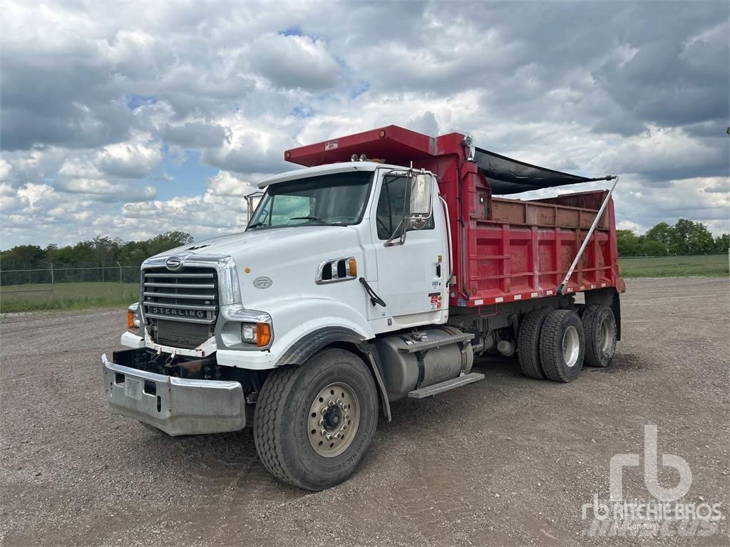 Sterling LT8500 شاحنات قلابة