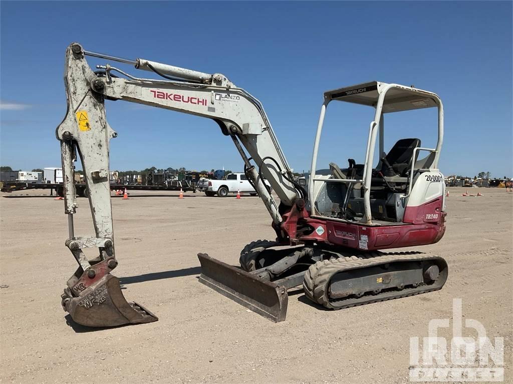 Takeuchi TB240 حفارات صغيرة أقل من 7 طن (حفارات صغيرة)