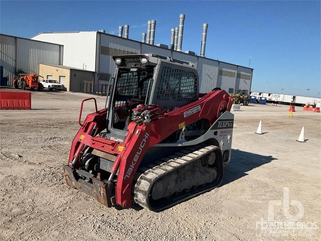 Takeuchi TL12V2 لوادر انزلاقية التوجيه