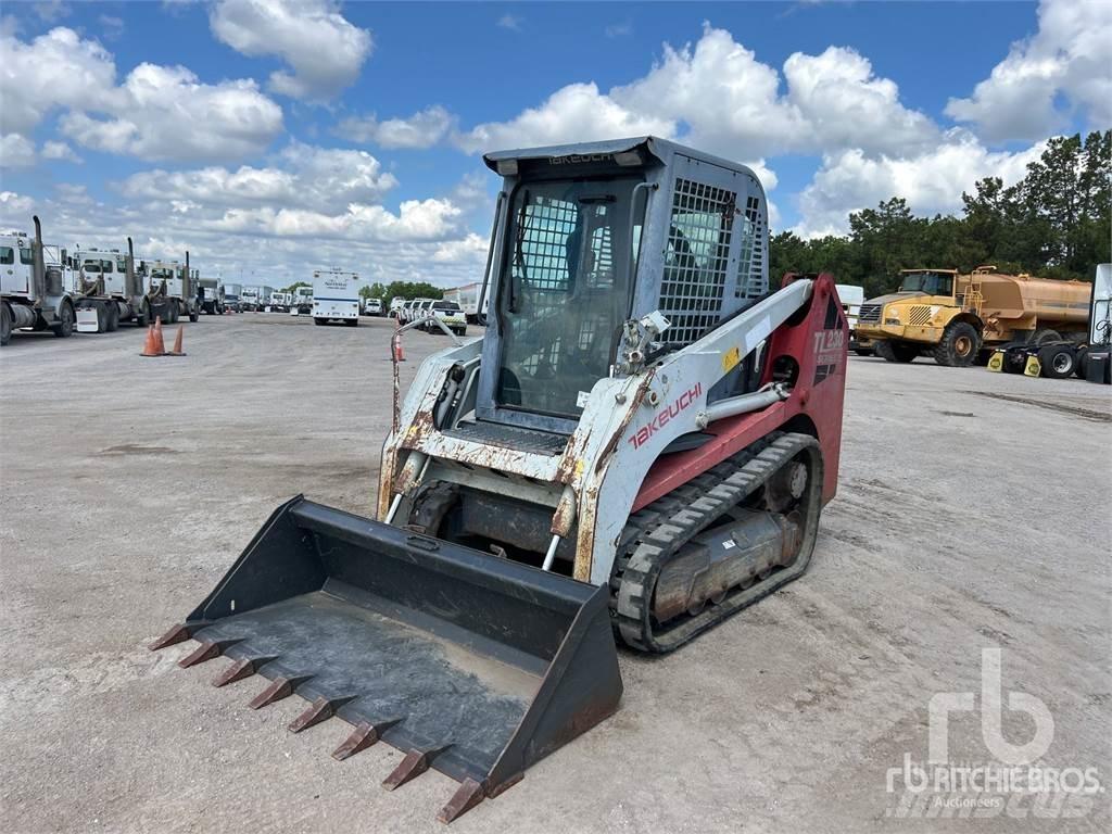 Takeuchi TL230 لوادر انزلاقية التوجيه