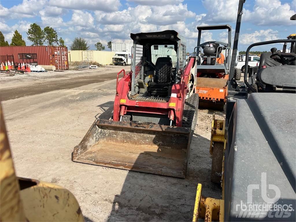 Takeuchi TL8 لوادر انزلاقية التوجيه