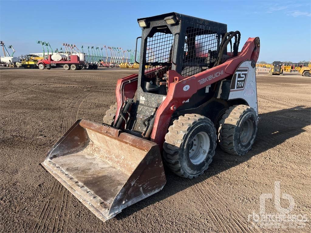 Takeuchi TS70V لوادر انزلاقية التوجيه