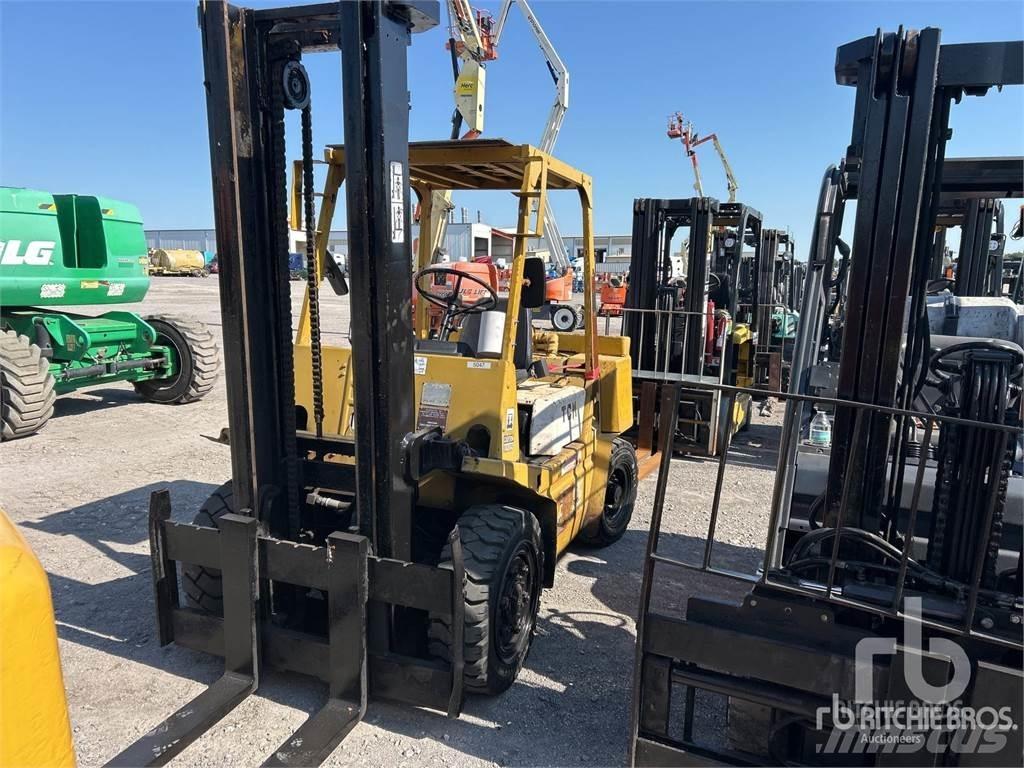 TCM FHD3018 شاحنات الديزل