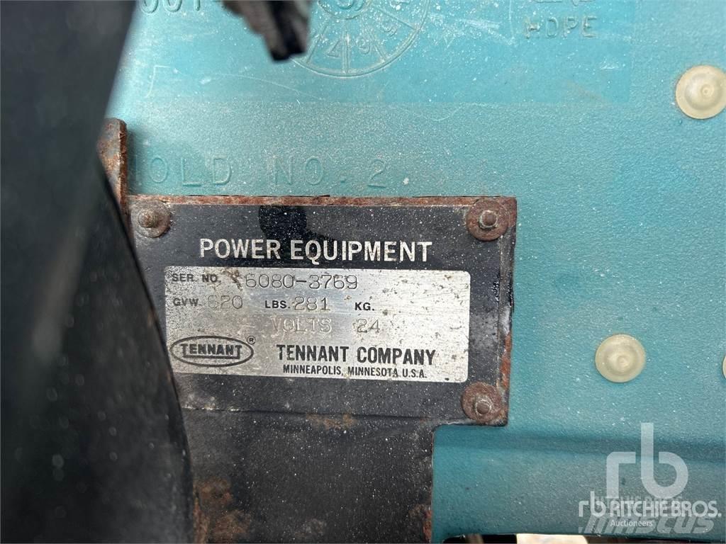 Tennant 6080 كناسات