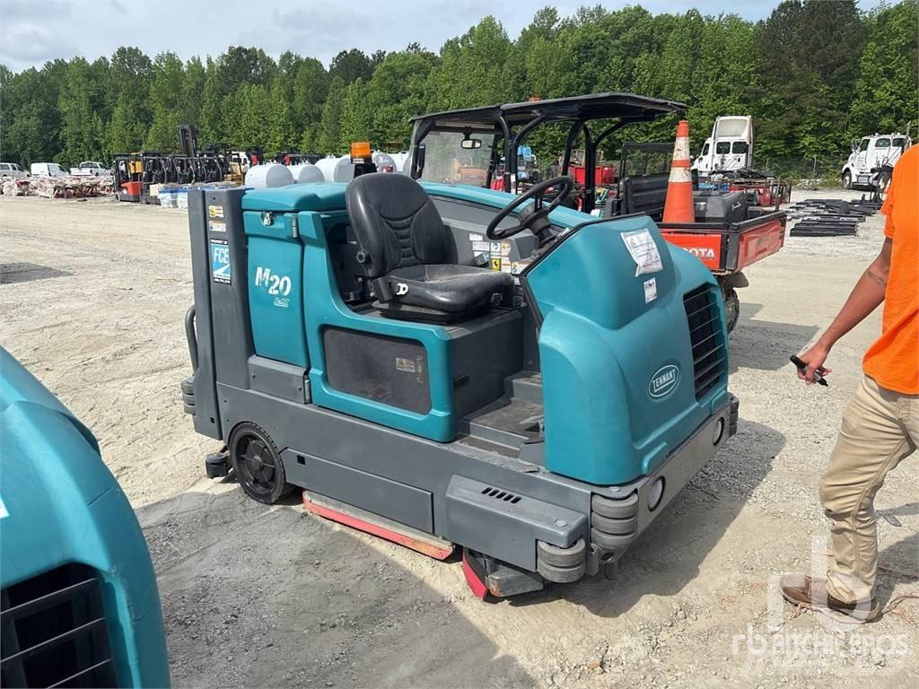 Tennant M20 كناسات