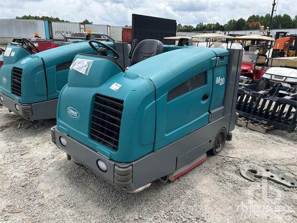 Tennant M20 كناسات