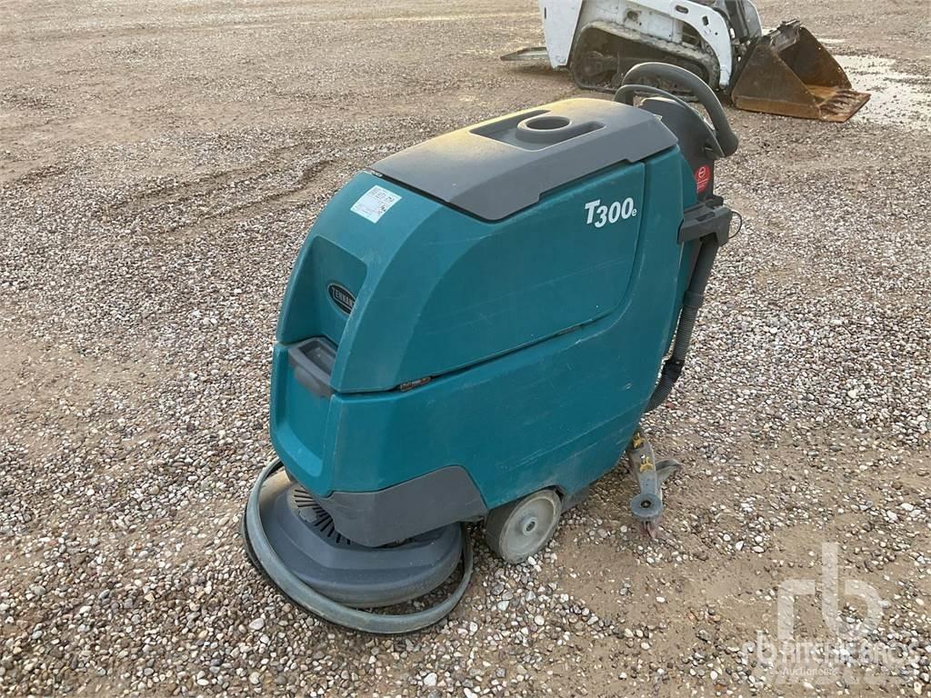 Tennant T300E كناسات