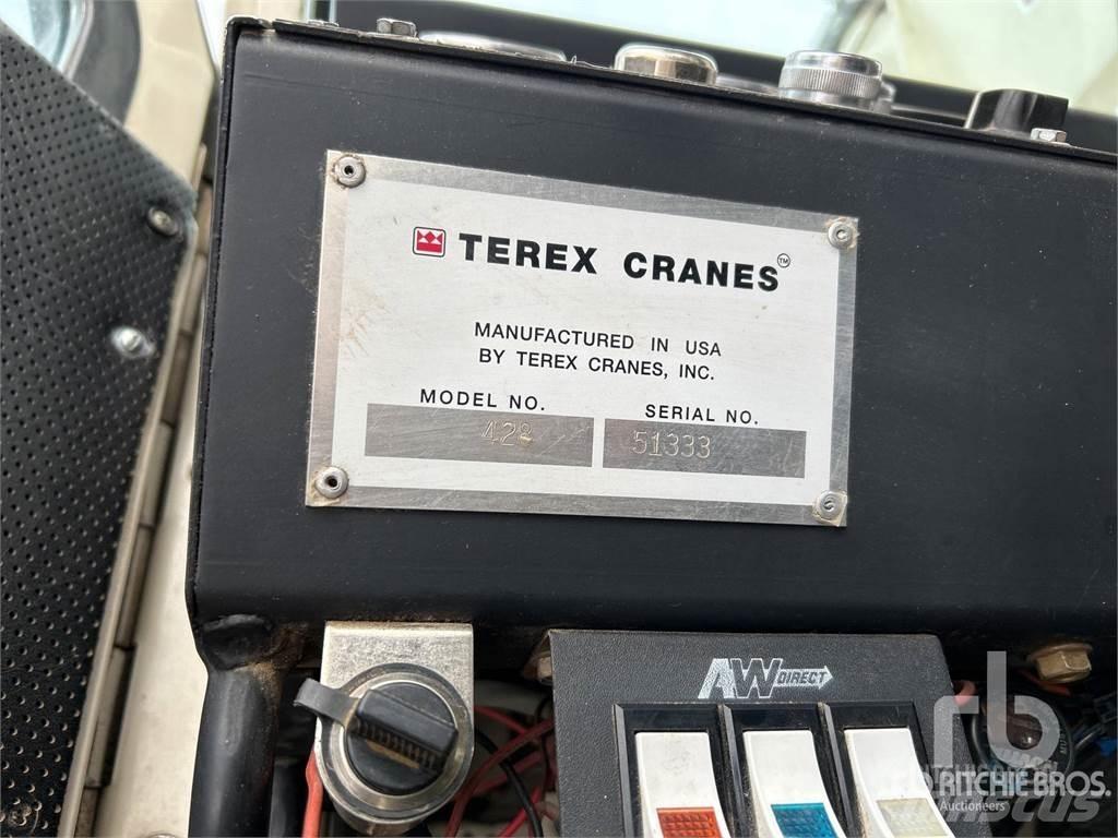 Terex T340XL رافعات صالحة لكل أنواع الطرق