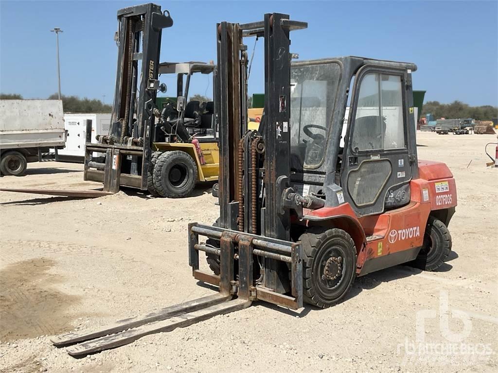 Toyota 02-7FD35 شاحنات الديزل