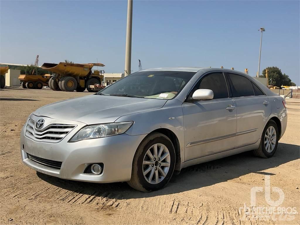 Toyota CAMRY سيارات