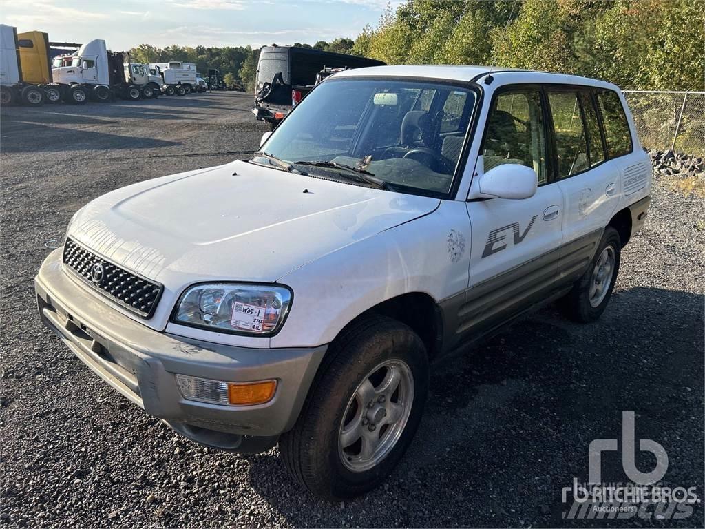 Toyota RAV4 شاحنات خفيفة/مفصلية الجوانب