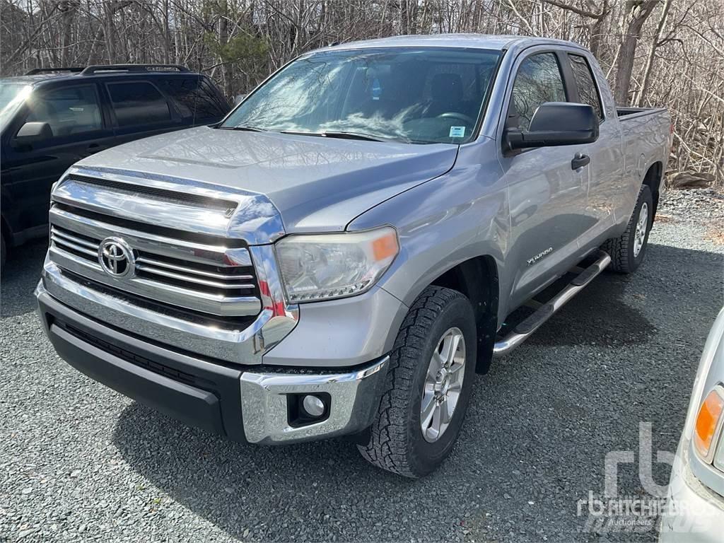 Toyota TUNDRA شاحنات خفيفة/مفصلية الجوانب