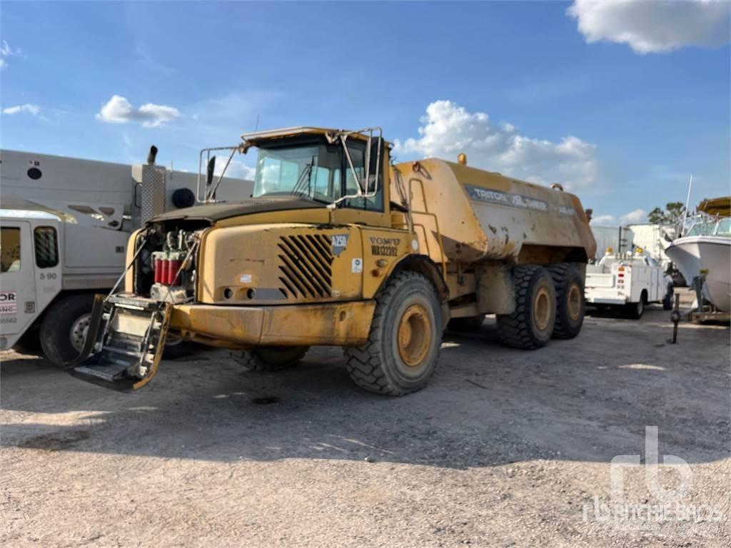 Volvo A25D صهاريج مياه