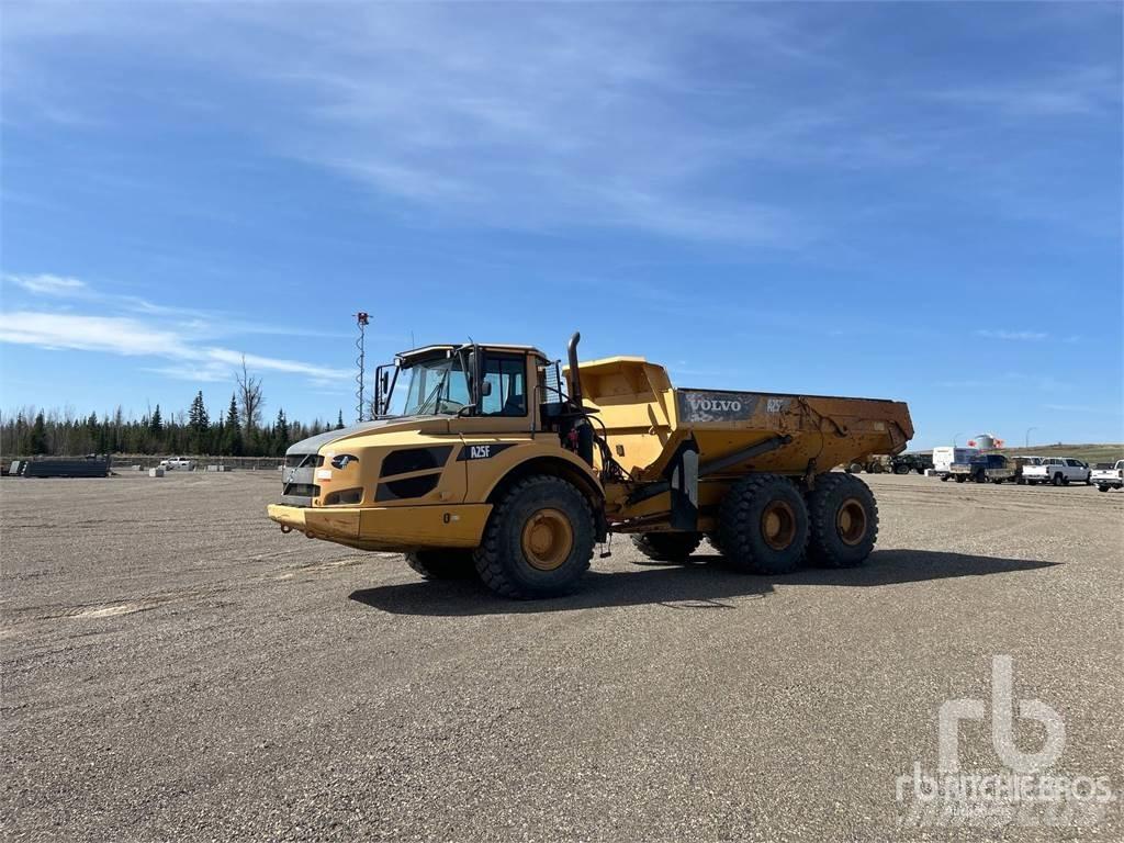 Volvo A25F ساحبات مفصلية