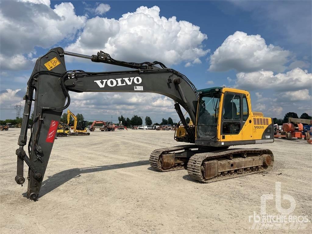 Volvo EC160B حفارات زحافة