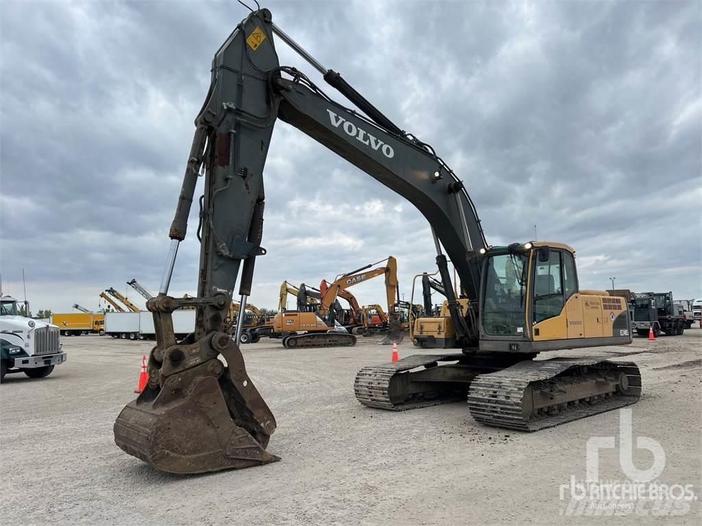 Volvo EC240C حفارات زحافة
