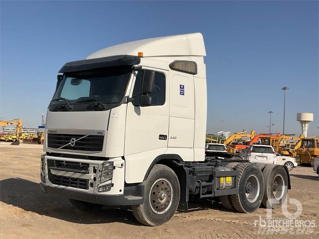 Volvo FH440 وحدات الجر