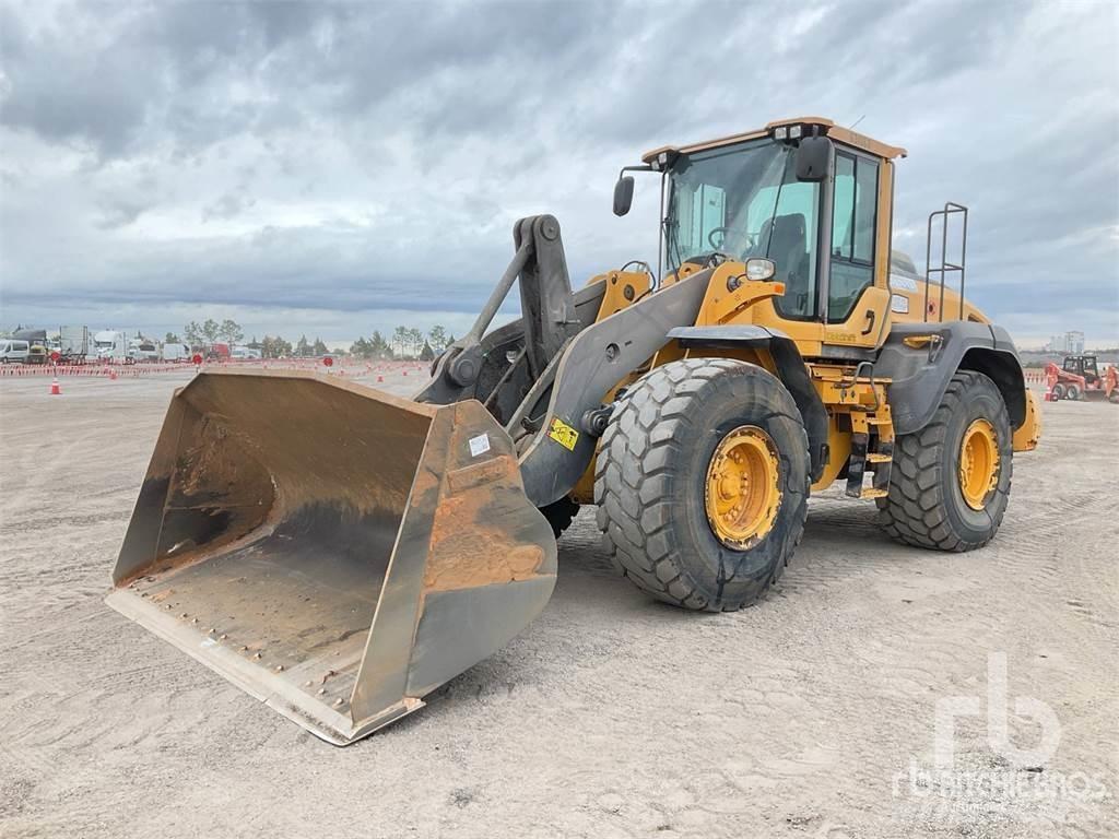 Volvo L110H لوادر بعجل