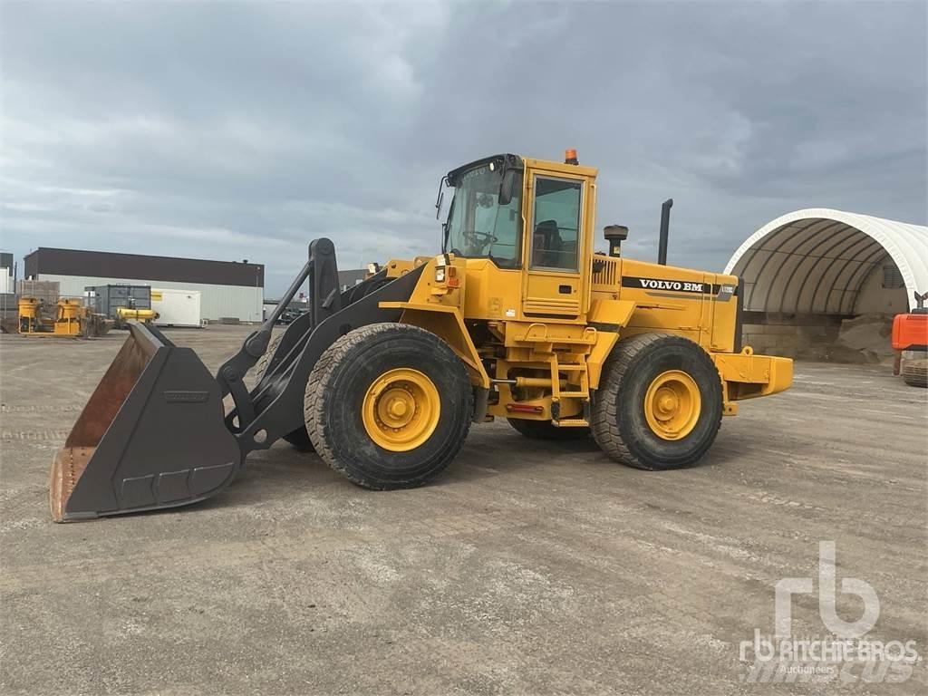 Volvo L120C لوادر بعجل