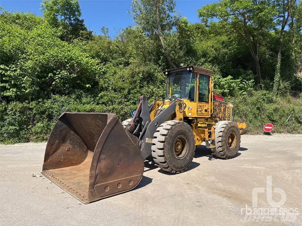 Volvo L90E لوادر بعجل