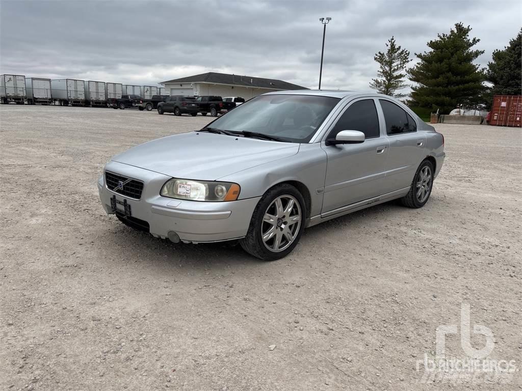 Volvo S60 سيارات