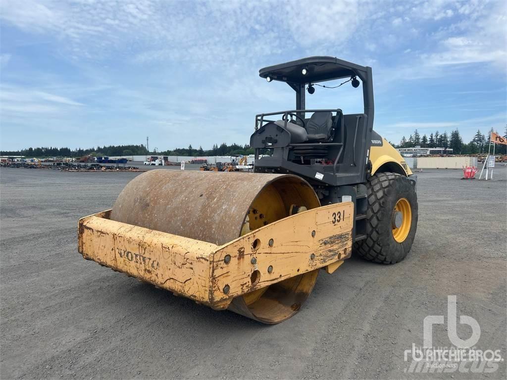 Volvo SD100D ضاغطات التربة