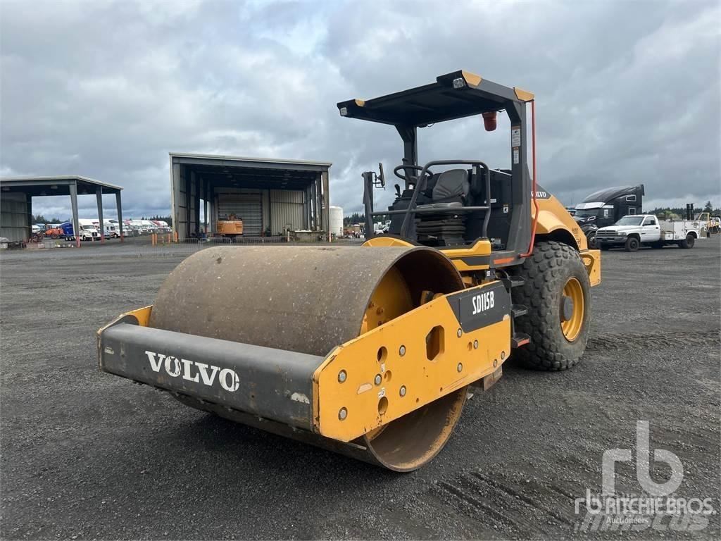 Volvo SD115B ضاغطات التربة
