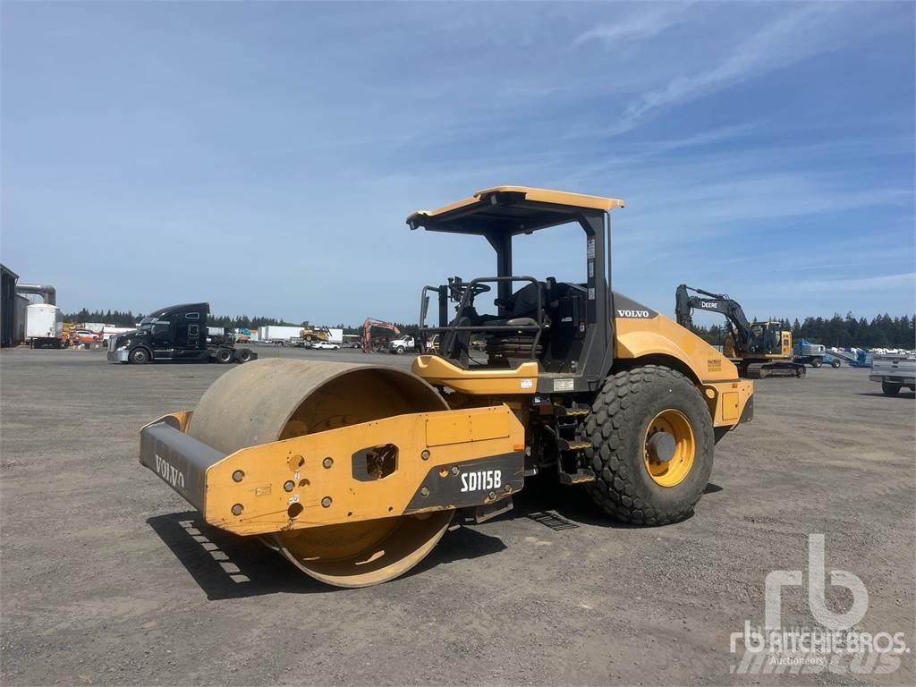 Volvo SD115B ضاغطات التربة