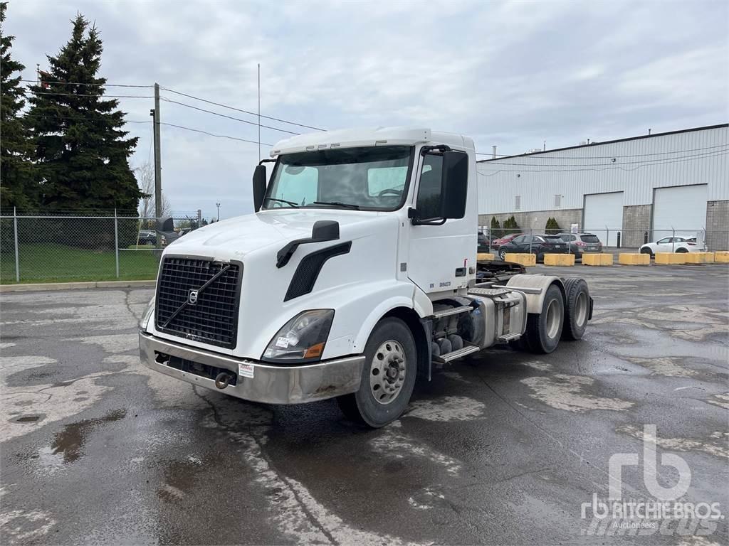 Volvo VNL وحدات الجر