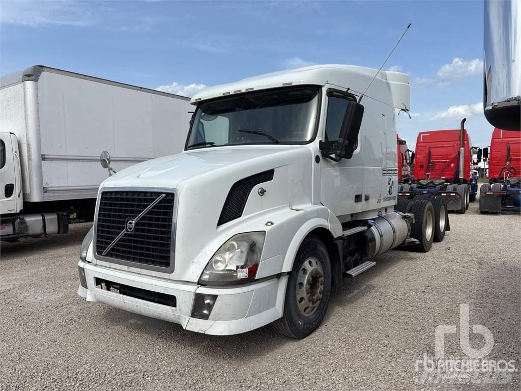 Volvo VNL وحدات الجر