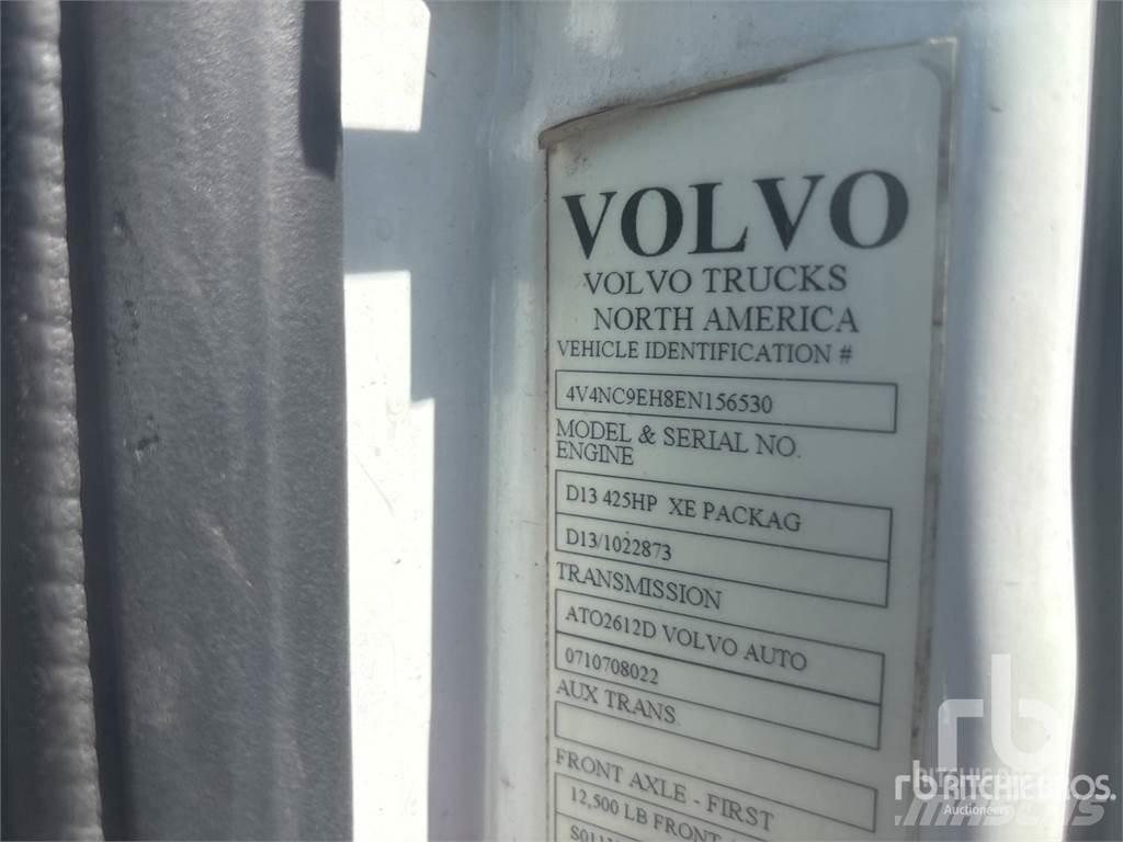 Volvo VNL وحدات الجر