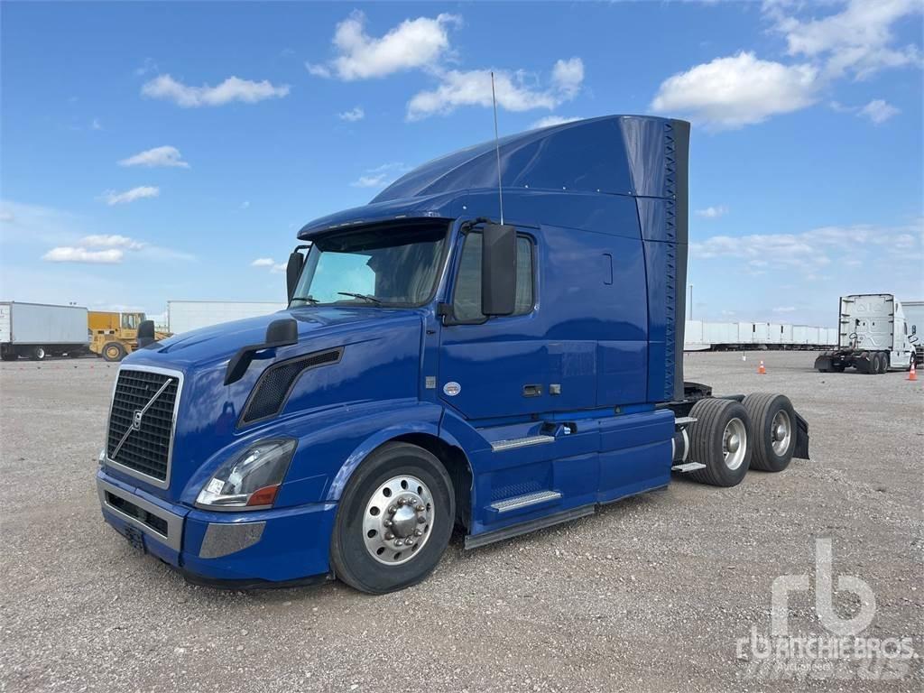 Volvo VNL وحدات الجر