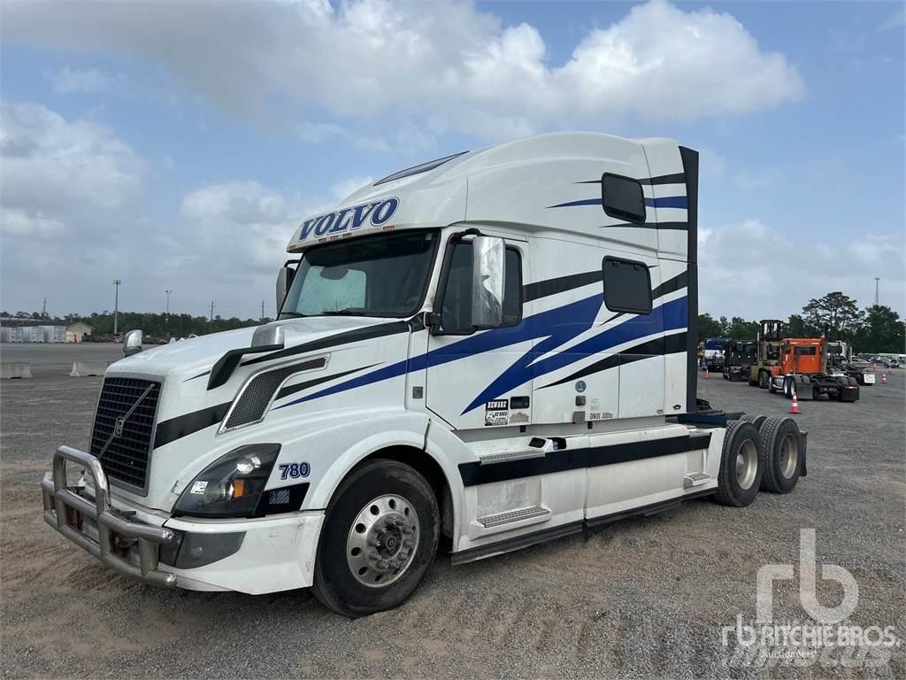 Volvo VNL وحدات الجر