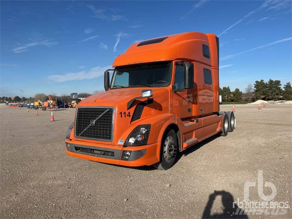Volvo VNL وحدات الجر