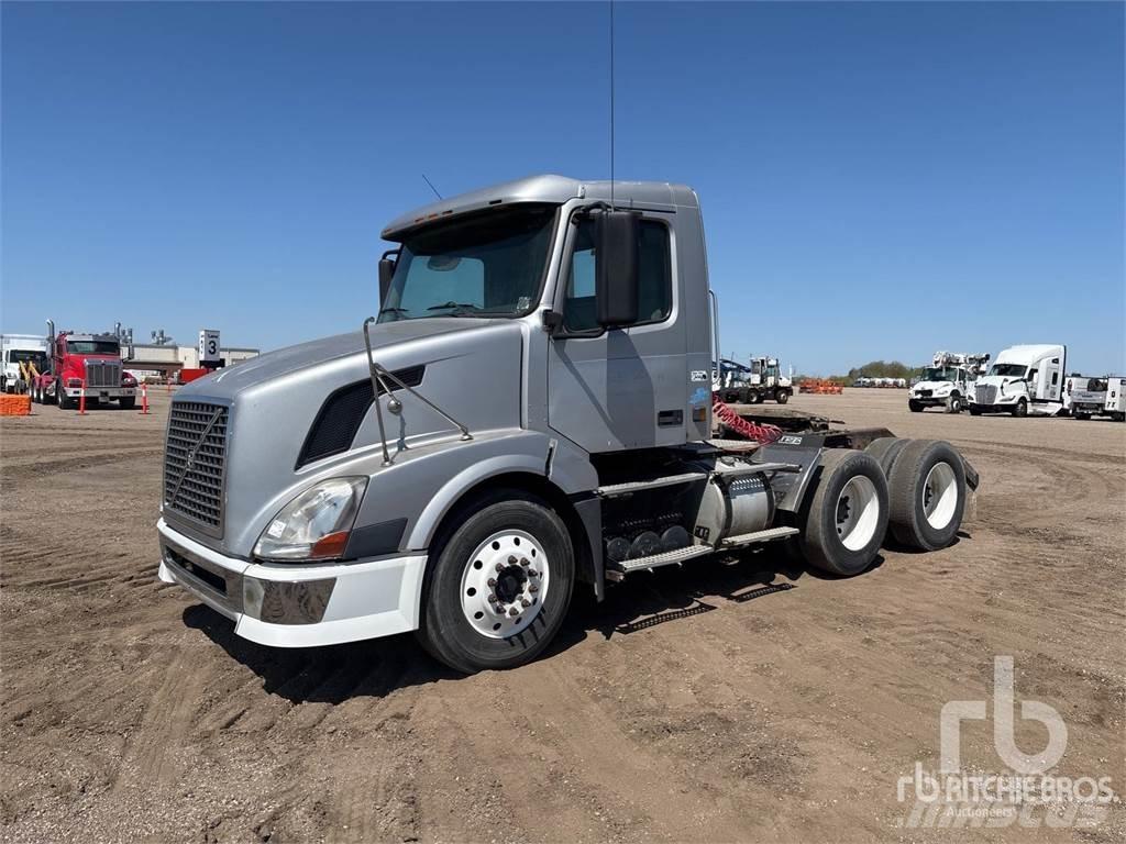 Volvo VNL وحدات الجر