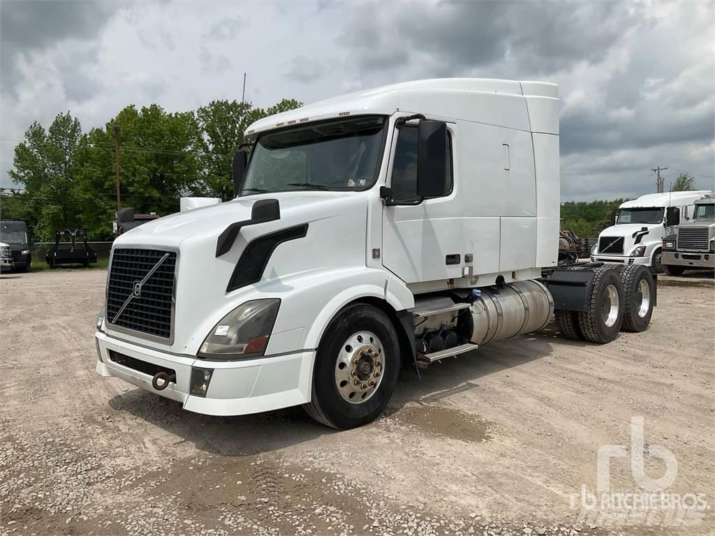 Volvo VNL وحدات الجر