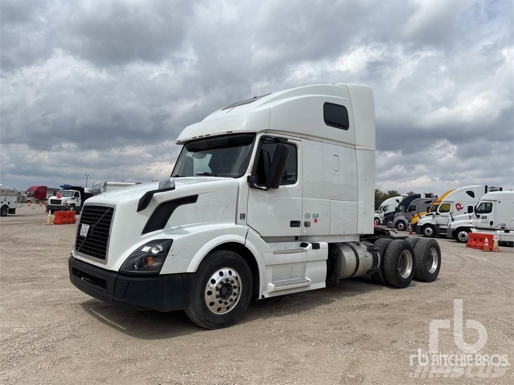 Volvo VNL وحدات الجر