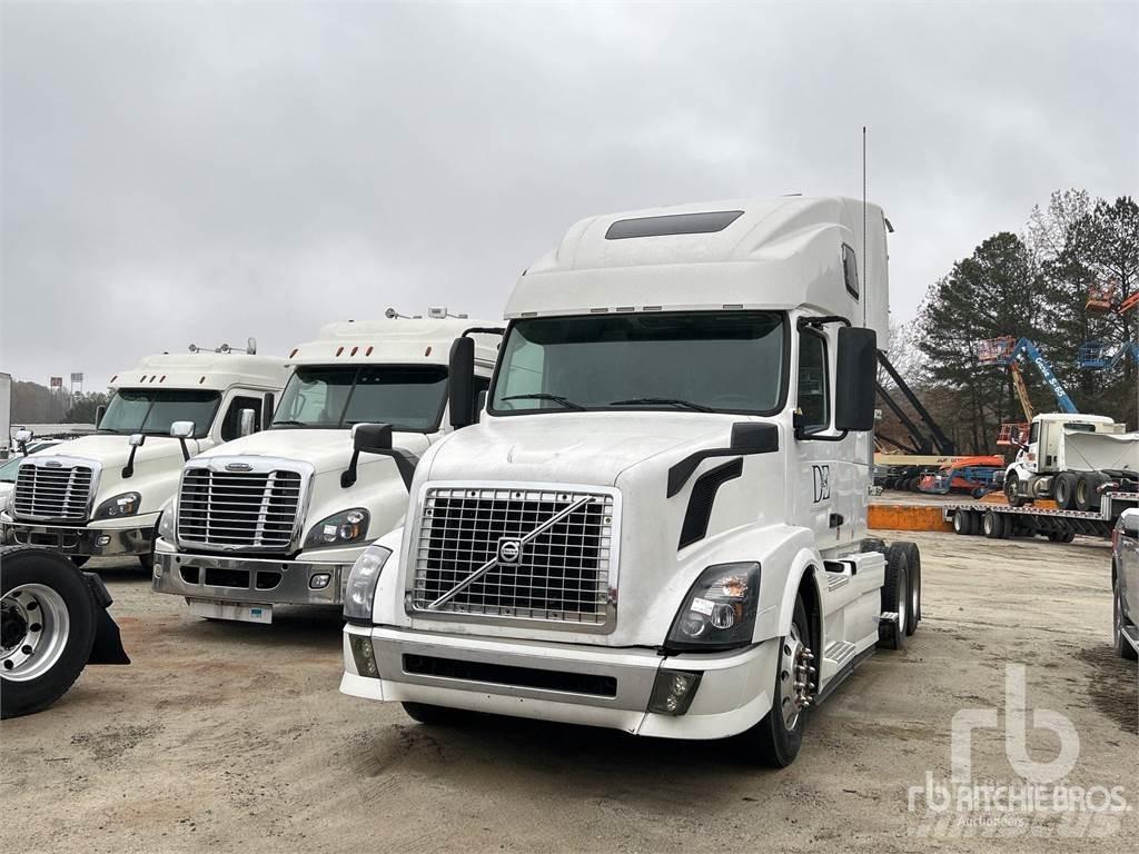 Volvo VNL وحدات الجر