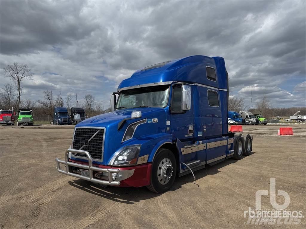 Volvo VNL وحدات الجر