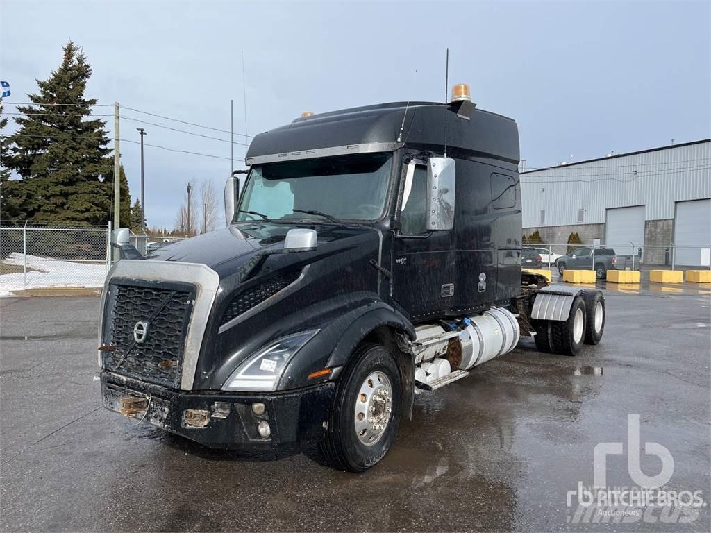 Volvo VNL وحدات الجر