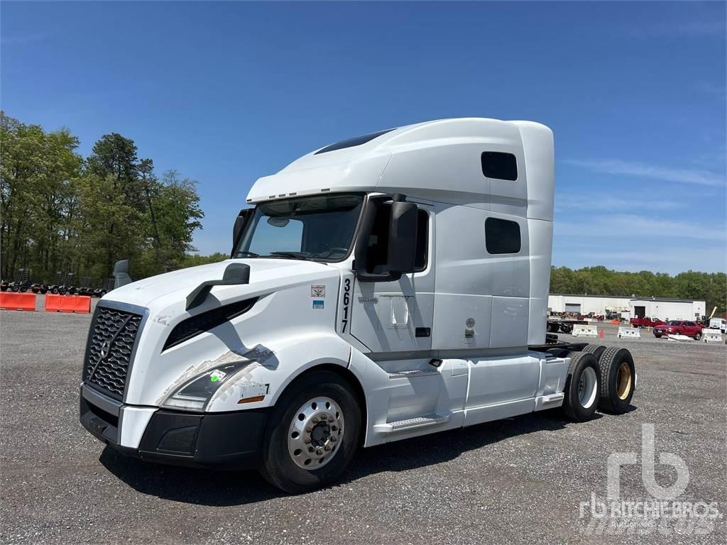 Volvo VNL300 وحدات الجر
